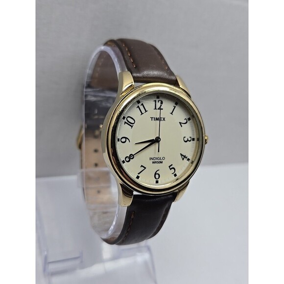 Timex Easy Reader Indiglo Gold Tone 35mm Quartz Watch Leather New Battery WR 30M - Picture 3 of 13